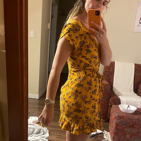 Wrap front dress - Picture 3 of 3